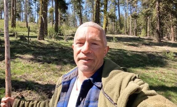 Alaskan Bush People’s Matt Tot: Die Wahrheit über Matt Brown und sein Leben alaskan bush people's matt tot